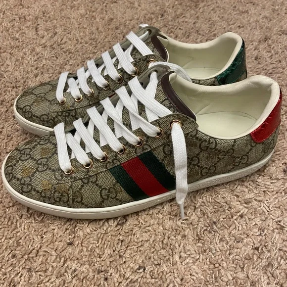 Gucci | Shoes | Gucci Beige Monogram Women Sneakers With Red  display picture 2